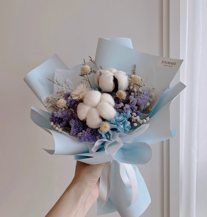 journee Blue Cotton Candy Dry Bouquet Baby's Breath Cotton Valentine Gift Graduation Bouquet - ช่อดอกไม้แห้ง - พืช/ดอกไม้ 