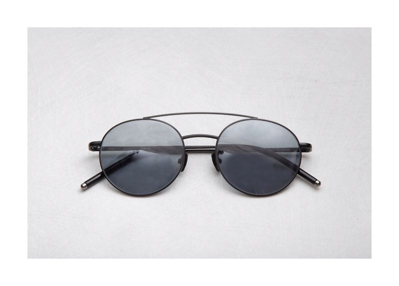 Japanese retro round parallel bars black frame - Sunglasses - Precious Metals Black
