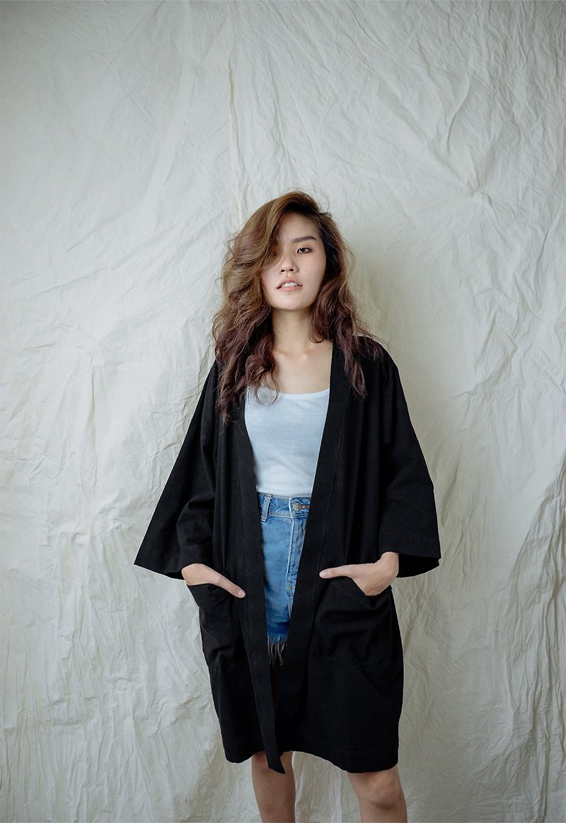 Black Kimono Jacket - 外套/大衣 - 棉．麻 黑色