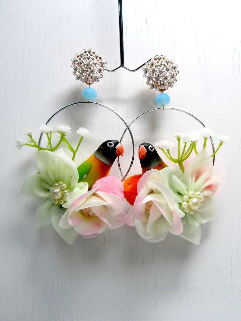 TIMBEE LO bird garden wreath earrings roses spring sweet floral a pair for sale - ต่างหู - พลาสติก หลากหลายสี