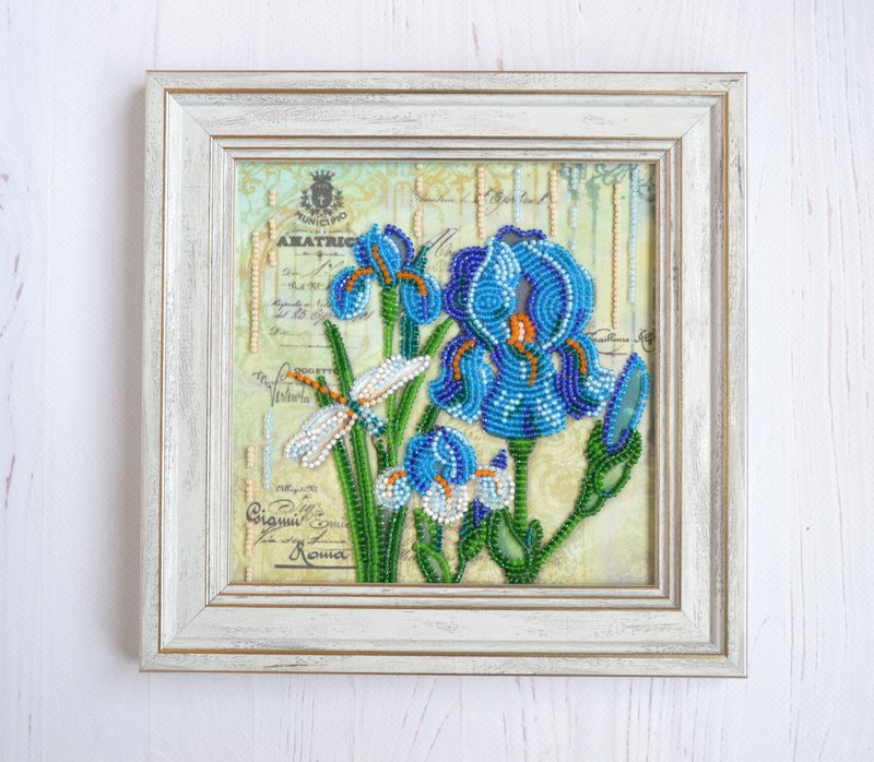 Blue iris flower handmade bead embroidered framed picture, Floral wall art - Wall Décor - Other Materials Blue