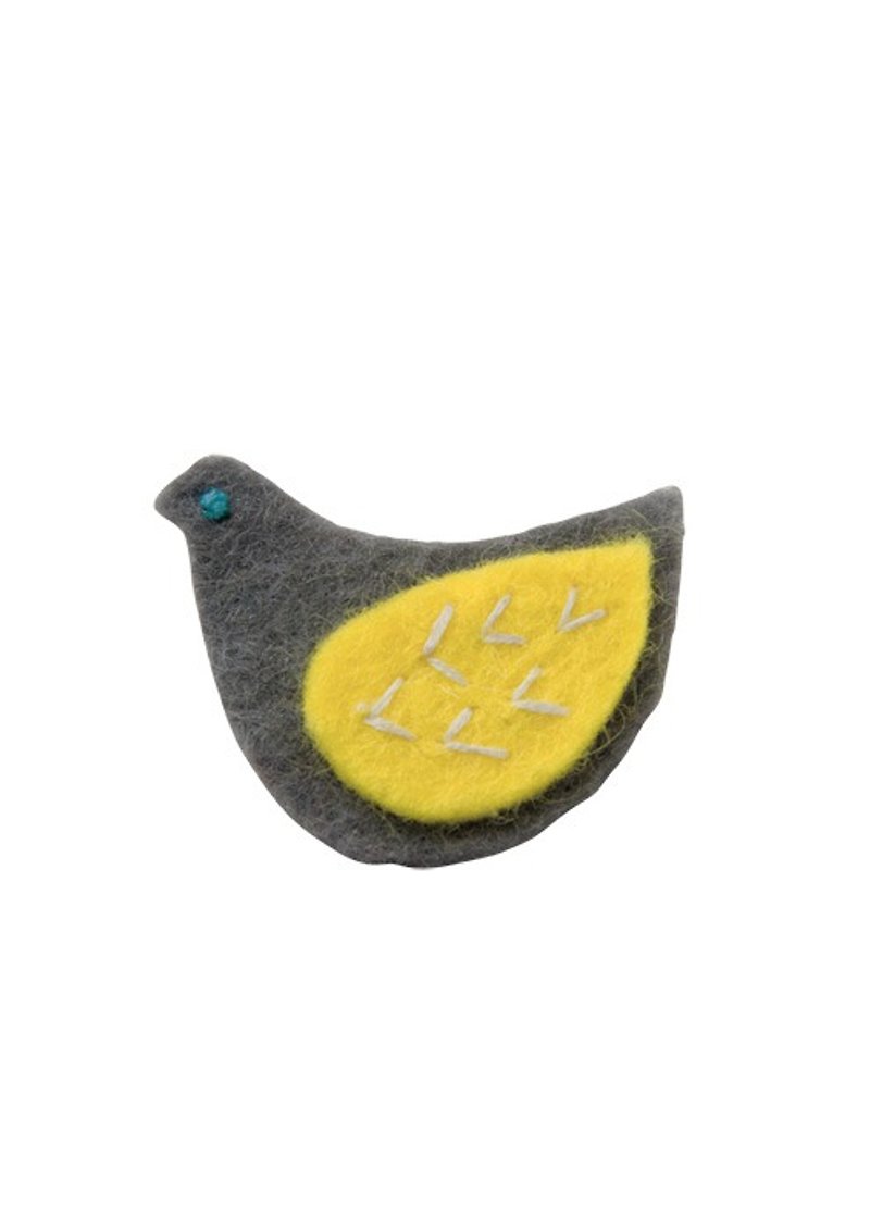 Earth Tree fair trade & Eco / "Wool Felt Series" / handmade wool felt bird pin - Brooches - Wool 