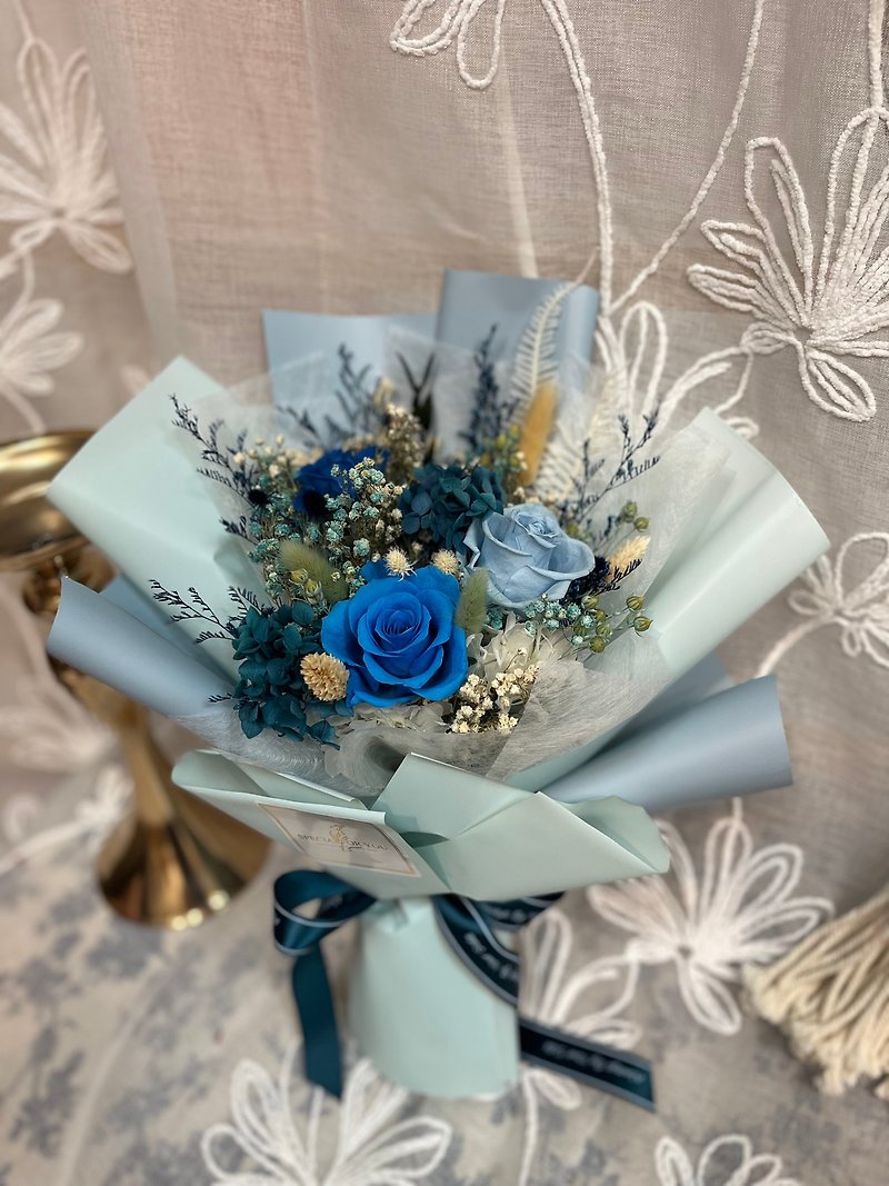 Medium lasting bouquet blue lasting bouquet graduation bouquet - Dried Flowers & Bouquets - Plants & Flowers Blue