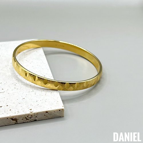 Tempting Page •歐美老件 •DANIEL• 歐美老件 MONET抽象凹凸金屬手環