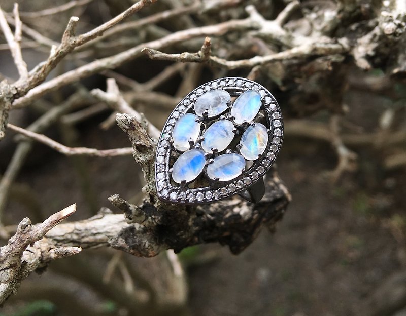 The last one / mysterious basin / blue moonlight silver ring / international ring circumference 14.5 - General Rings - Gemstone Blue