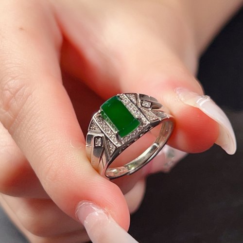 瓔珞珠寶盒 E.L.Jewelry Box 冰綠翡翠無事牌戒指 925純銀 | 天然緬甸玉翡翠A貨