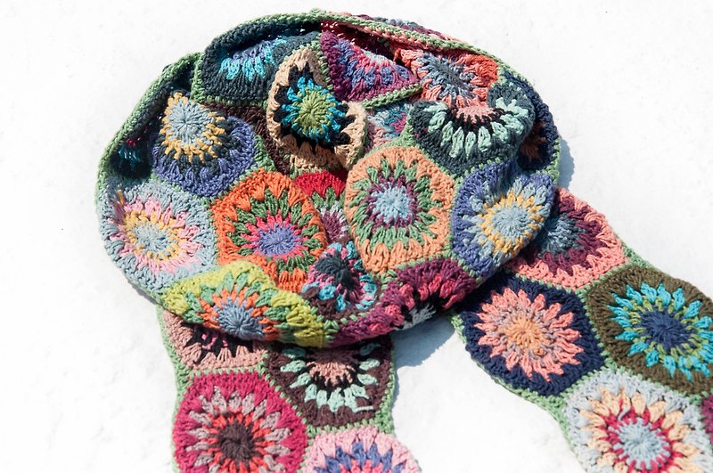 Hand crocheted scarves / crocheted scarves / handmade flower woven scarves / cotton woven - green forest flowers - ผ้าพันคอถัก - ผ้าฝ้าย/ผ้าลินิน หลากหลายสี