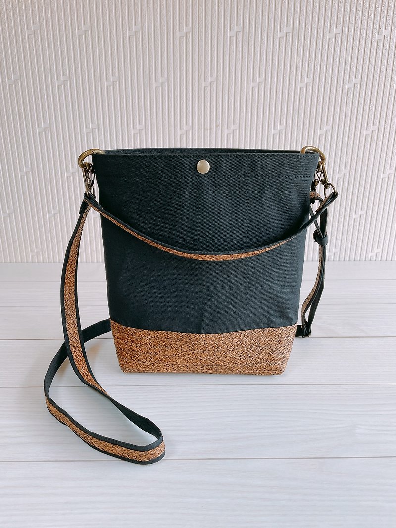 Kurashiki Canvas Basket Bag Shoulder Bag Pochette Spring/Summer Lightweight Hat Blade Black Brown - Messenger Bags & Sling Bags - Cotton & Hemp Black