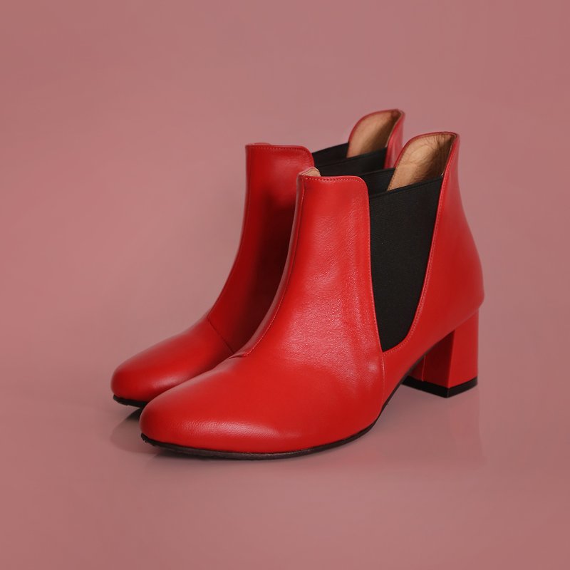 Turns Boots Splice Heel Boots (Red) Charm Red | WL - รองเท้าบูทสั้นผู้หญิง - หนังแท้ สีแดง