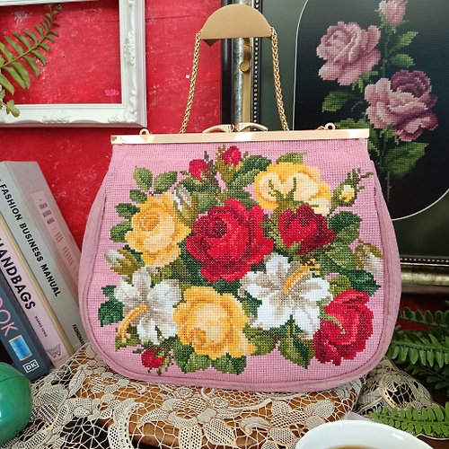 secret-latitude Floral crossstitch bag. Pink color with Gold tone frame and chian.