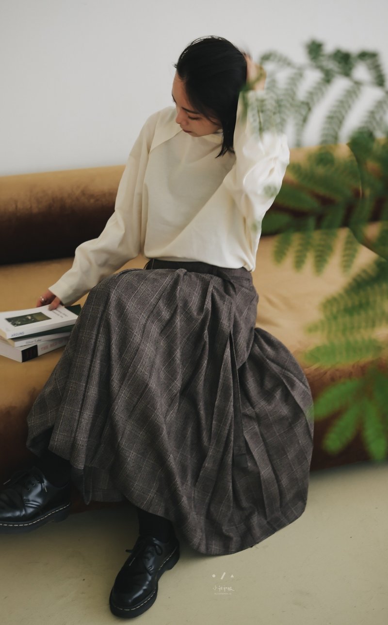 Rococo texture French pleated skirt with leather belt - 2 colors - Rococo Coffee - กระโปรง - ไฟเบอร์อื่นๆ สีนำ้ตาล