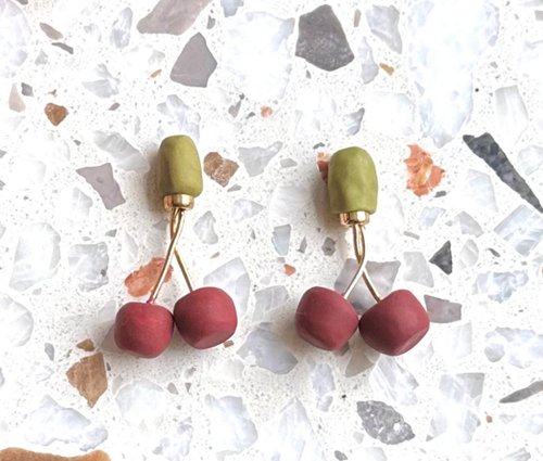 NUEJU 軟陶飾品-Cherry 紅櫻桃造型耳環-可製成耳針或耳夾