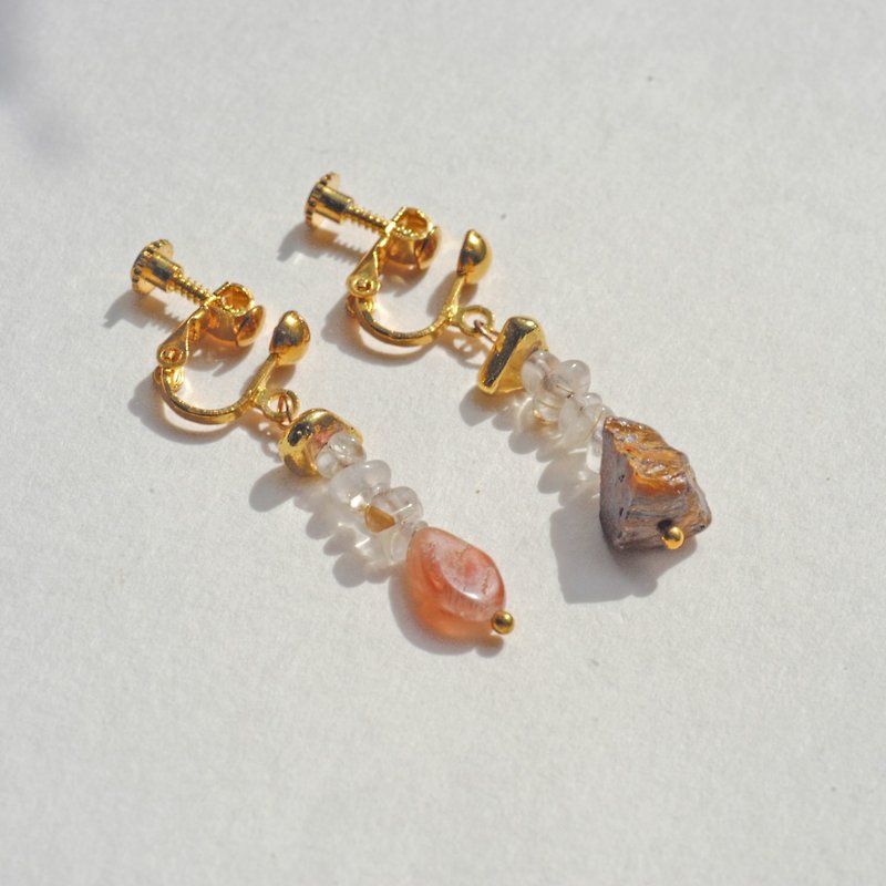 : Salt Pan Desert : Golden Sandworm Sunstone/Tiger's Eye Earrings - Earrings & Clip-ons - Semi-Precious Stones Orange