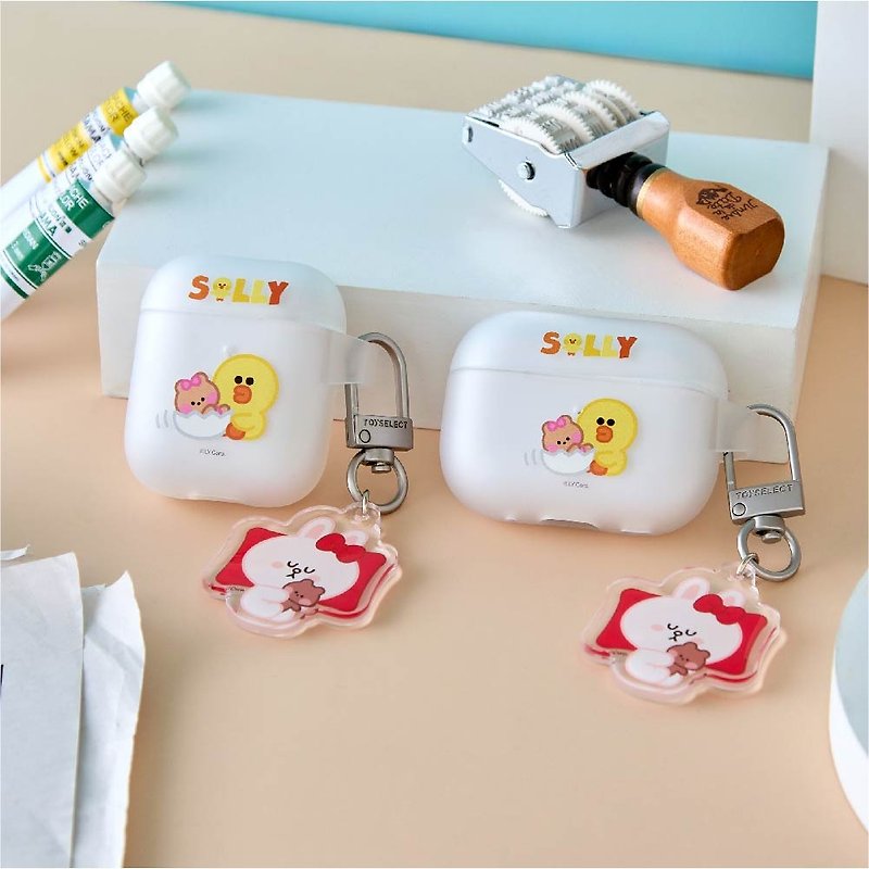 LINE FRIENDS MINI-Sally and Playmates strong anti-fall AirPods protective case (with charm) - ที่เก็บหูฟัง - พลาสติก หลากหลายสี