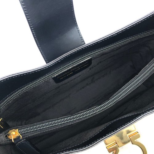 Yugi Messenger Bag | HLJ.com
