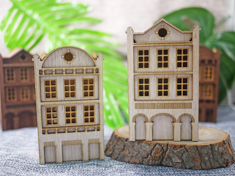 Dadaocheng old house-shaped piggy bank laser-engraved wooden - Coin Banks - Wood 