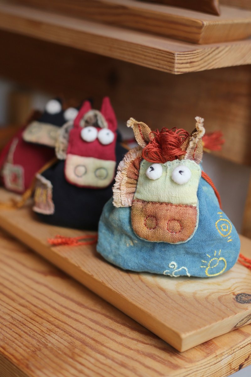 原創設計 全手縫 | 馬年 束口福袋 | 新年禮物 | 可客制 - 束口袋/束口背包/水桶包 - 棉．麻 多色