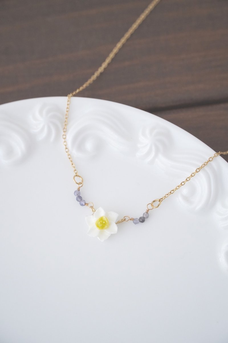 Birth Flower x Birthstone /Mar/ Daffodil/ Narcissus x Iolite Necklace - Necklaces - Clay White