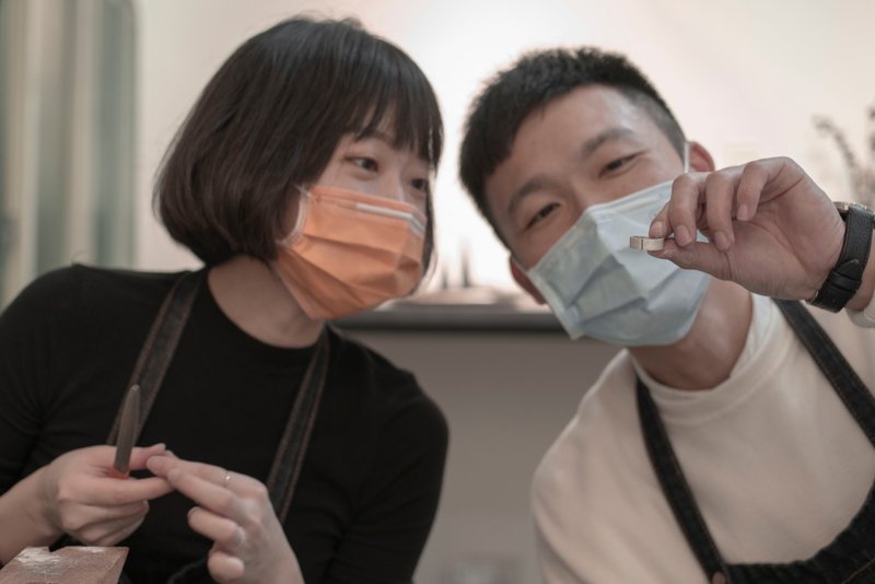 訂製金工課 純銀對戒 婚戒 紀念日手作禮物 2人成班 - 金工/飾品 - 銀 