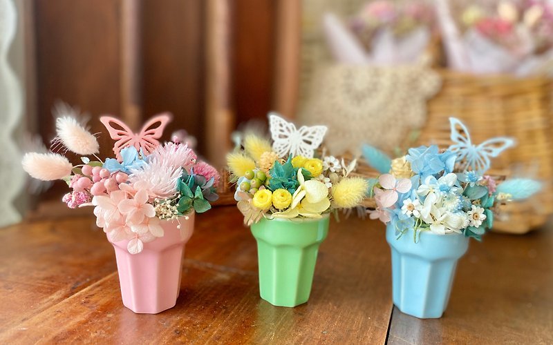 Masako Candy Color Butterfly Mini Potted Flower Eternal Flower Dry Flower Limited - Dried Flowers & Bouquets - Plants & Flowers 