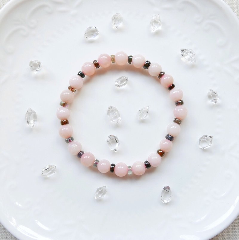 Limited to 1 piece. Powder protein x tourmaline elastic bracelet - Bracelets - Gemstone Pink