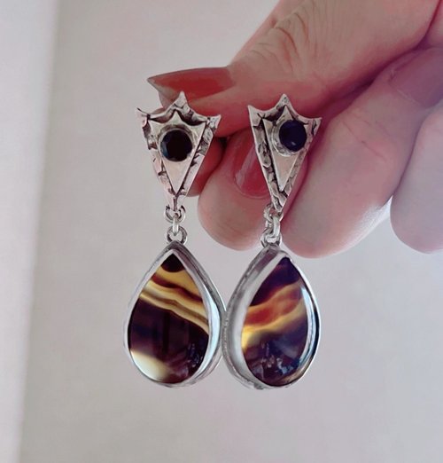 Sterling silver triangle stud earrings with black onyx on sale and brown agate