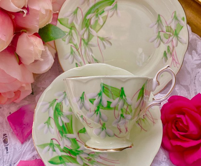 ロイヤルアルバート Dream Cottages １９９３年製飾り皿・秋 ロイヤルアルバート Dream Cottages 1993年製飾り皿・秋