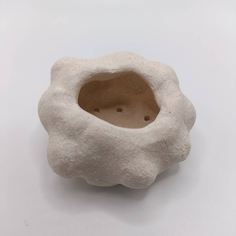 Clouds that want to fly into the sky (flowerpot) - Pottery & Ceramics - Pottery Multicolor