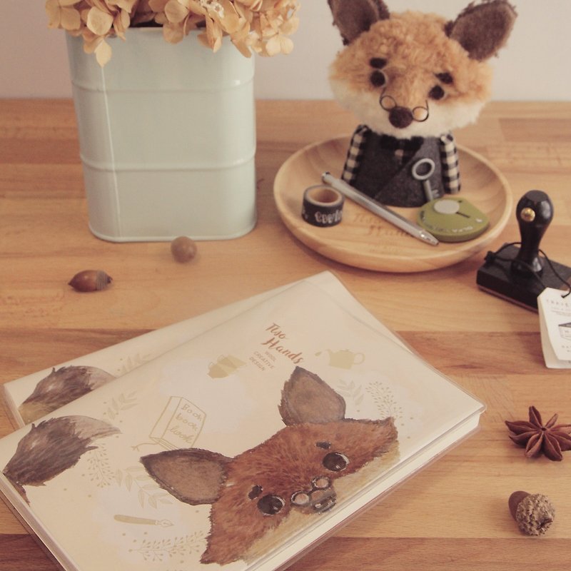 Two-handed card fox butler notebook - สมุดบันทึก/สมุดปฏิทิน - กระดาษ สีนำ้ตาล