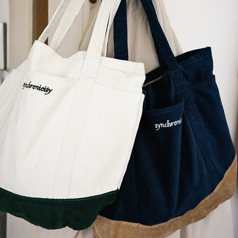 Synchronicity multi-pocket large-capacity corduroy tote bag - กระเป๋าแมสเซนเจอร์ - ผ้าฝ้าย/ผ้าลินิน 