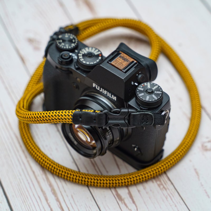 BlackYellow Quick Release Buckle Rope Camera Strap FCSC - Camera Straps & Stands - Genuine Leather Yellow