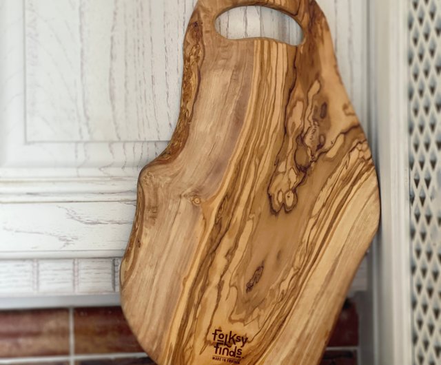 Custom Cutting Board With Handle, Olive Wood Chopping Boards