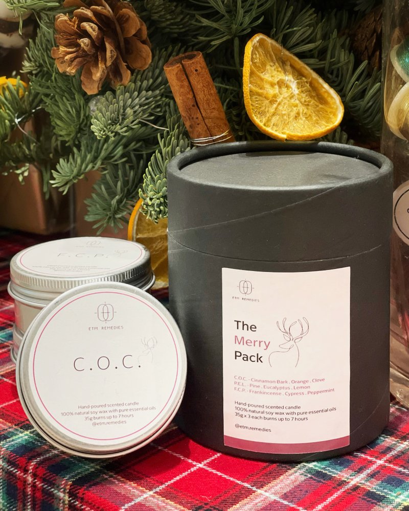 Scented Soy Wax Candle with Essential Oil – Merry Pack - เทียน/เชิงเทียน - ขี้ผึ้ง 