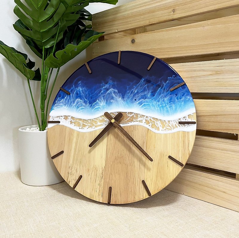Ocean waves resin wood clock - Clocks - Resin Multicolor