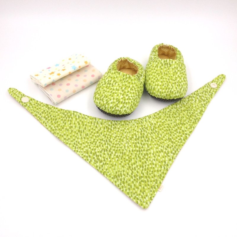 緑模倣 -  Miyue赤ちゃんギフトボックス（幼児靴/ベビーシューズ/ベビーシューズ+ 2ハンカチ+スカーフ） - 出産祝い用贈物 - コットン・麻 グリーン