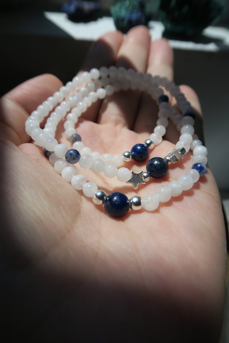 • [spiritual] small hand was moonlight Dan Gaoqiang energy lapis blue-veined Stone angel sterling silver bracelet - Bracelets - Gemstone White