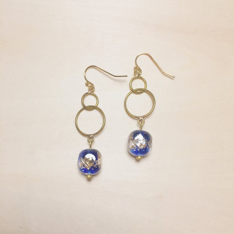 Vintage dark blue round side square gold and silver foil glazed earrings - ต่างหู - กระจกลาย สีน้ำเงิน