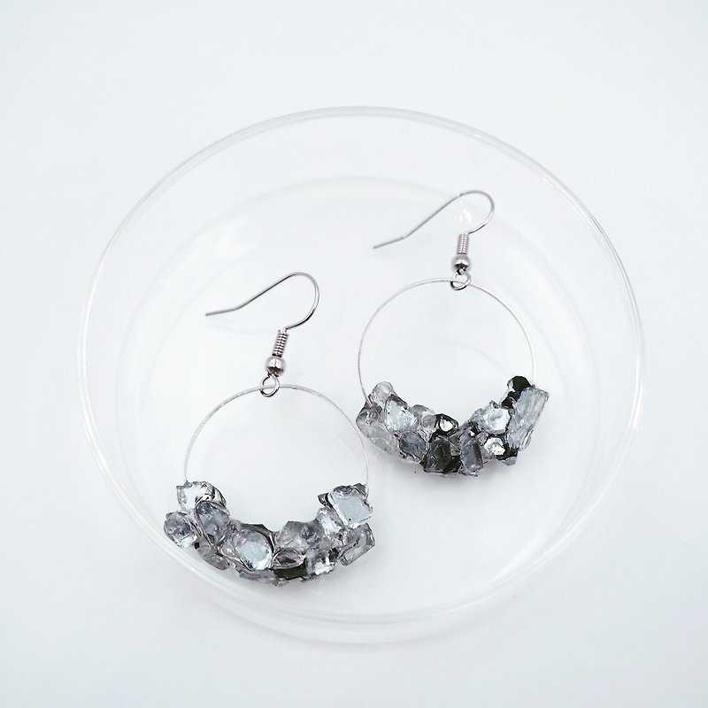 CRYSTALLIZATION _Phase 3_State A - Earrings & Clip-ons - Glass Silver