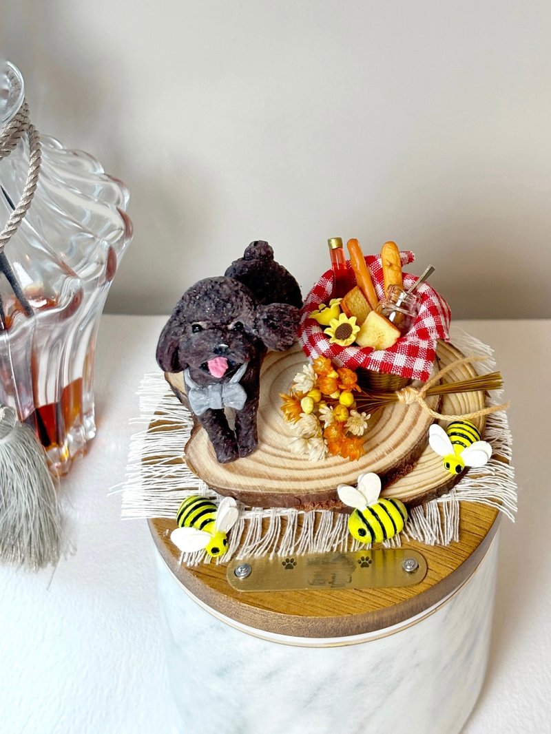 | Custom | Fur Baby Picnic | Dried Flower Bee Aroma Stone Pet Gift Memorial box - อื่นๆ - ดินเหนียว สีเหลือง