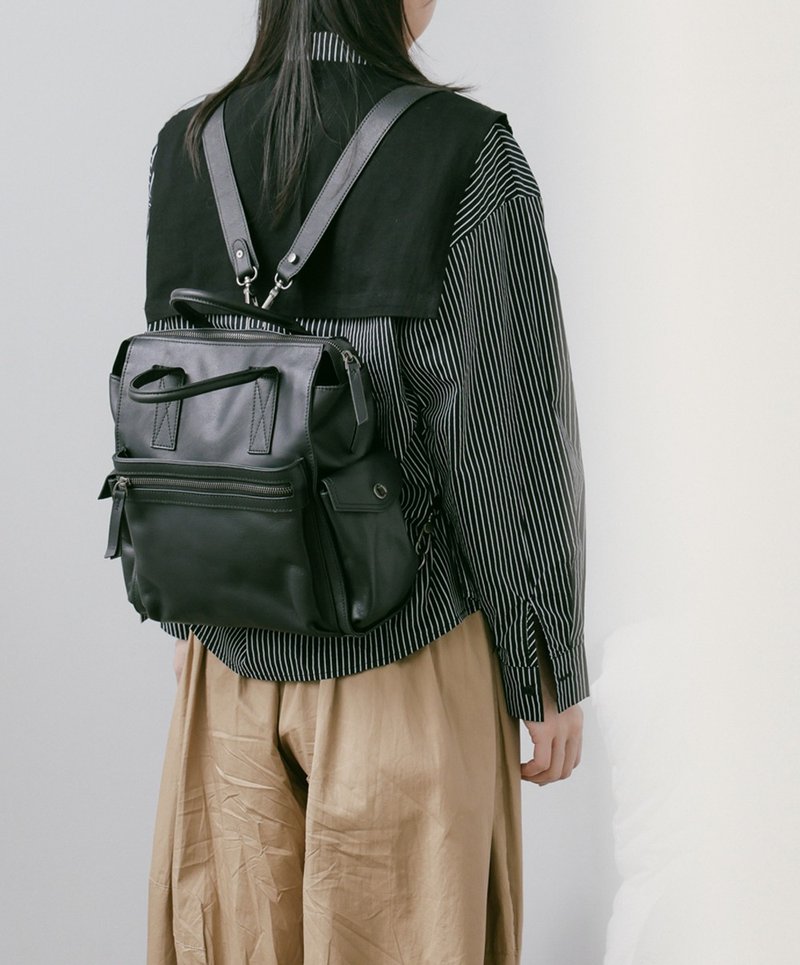 Supportingrole簡約多隔層多口袋真皮後背包 復古黑 - 後背包/背包/書包 - 真皮 黑色