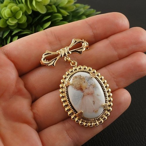 AGATIX Pink White Angel Porcelain Cameo Golden Bow Brooch Pin Girl Woman Jewelry Gift
