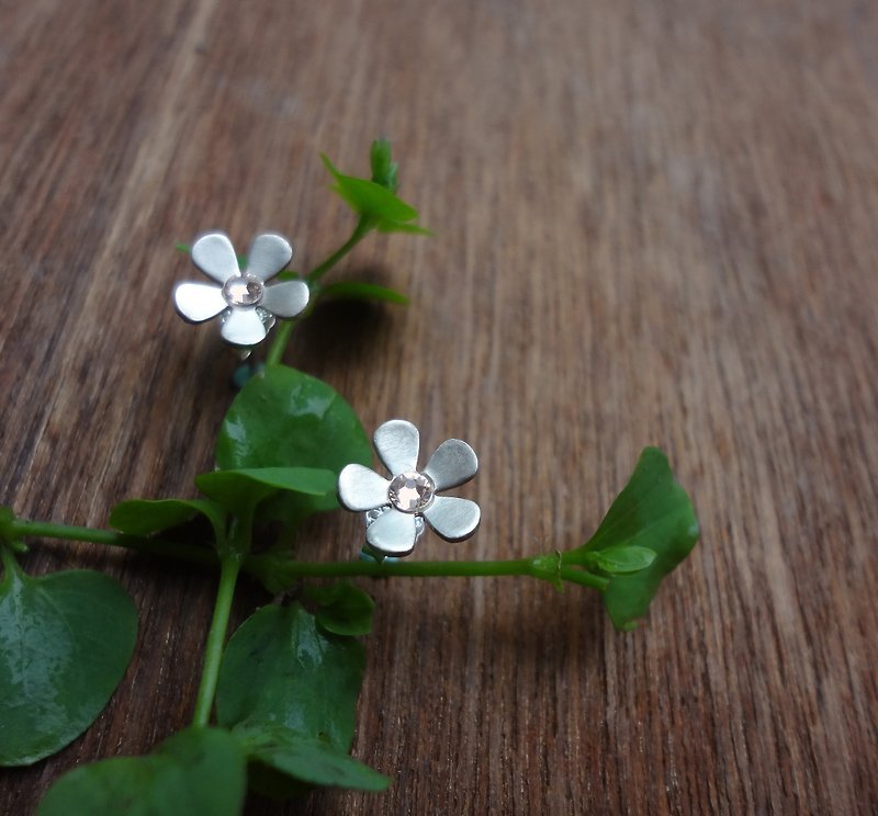 Flower blooming Silver earrings-ear acupuncture - Earrings & Clip-ons - Other Metals Silver