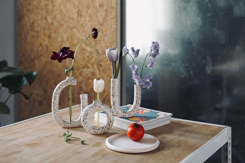 Tao Ju x September X+One co-branded flowerware - เซรามิก - เครื่องลายคราม 