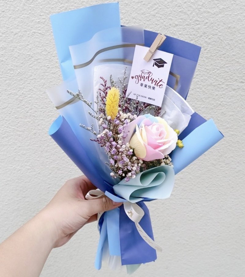Graduation Bouquet [Blue-Youth Macaron] Dry Flower/ Soap Flower/ Graduation/ Bouquet - Dried Flowers & Bouquets - Plants & Flowers 