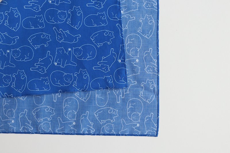 big big cat handkerchief - waglewagle - ผ้าเช็ดหน้า - ผ้าฝ้าย/ผ้าลินิน สีน้ำเงิน