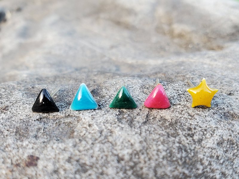 Jiyue. Triangle enamel sterling silver earrings - ต่างหู - วัตถุเคลือบ หลากหลายสี