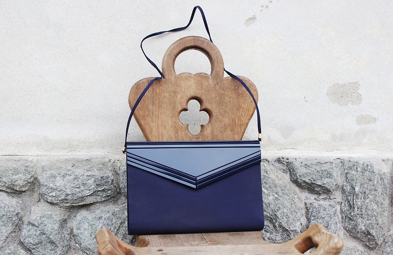 B155(Vintage皮包)(義大利製)深藍色布質古董包壓克力設計肩背包(背帶可拆變手拿包) - 側背包/斜孭袋 - 壓克力 藍色