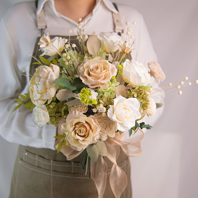 [American fresh style] Bridal bouquet white green dried flowers immortalized flowers/wedding corsage wrist flowers - ช่อดอกไม้แห้ง - พืช/ดอกไม้ ขาว