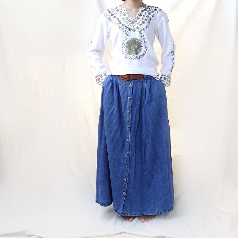 BajuTua / Vintage / 70's Indian Thin Cotton Embroidered Top - เสื้อผู้หญิง - ผ้าฝ้าย/ผ้าลินิน ขาว
