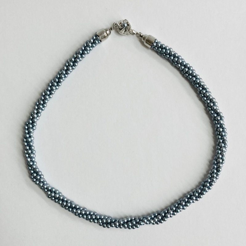 Shell pearl 4-strand twist necklace M/3mm approx. 46cm/light blue gray/made in Japan - Necklaces - Shell Gray